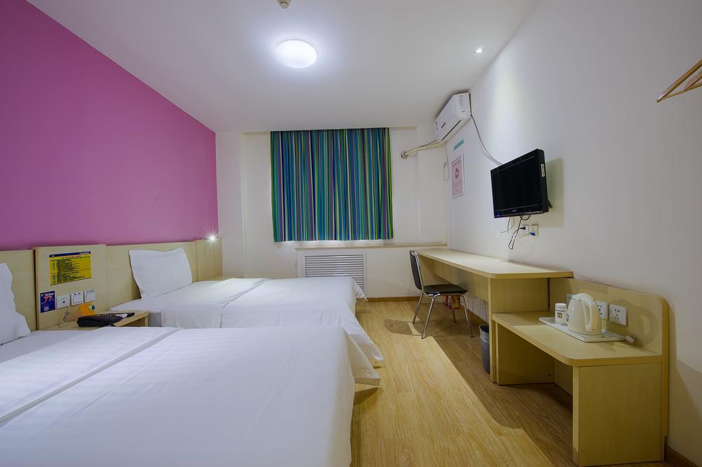 7Days Inn Guangzhou Tianhe Tianpingjia Subway Station Rom bilde